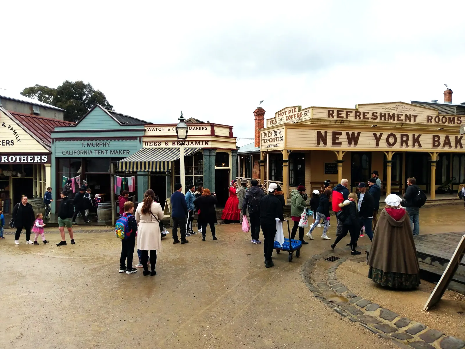 Street scene outside the New York Bakery refreshment rooms at Sovereign Hill